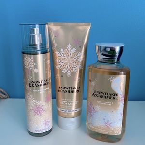 SNOWFLAKES AND CASHMERE SET